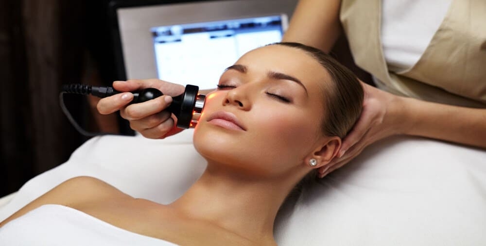 Imagen referente ao curso de <strong>Estética Avançada e Cosmetologia</strong>