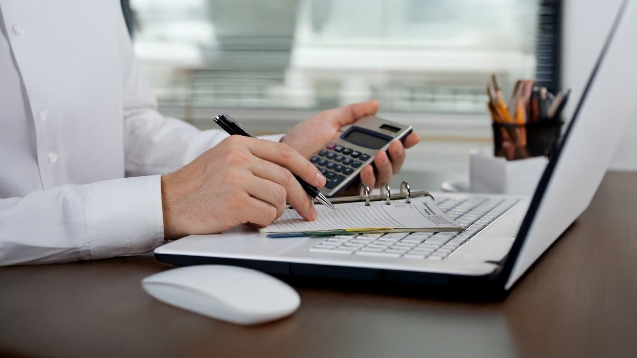 Imagen referente ao curso de <strong>Direito Tributário Interno Contemporâneo</strong>